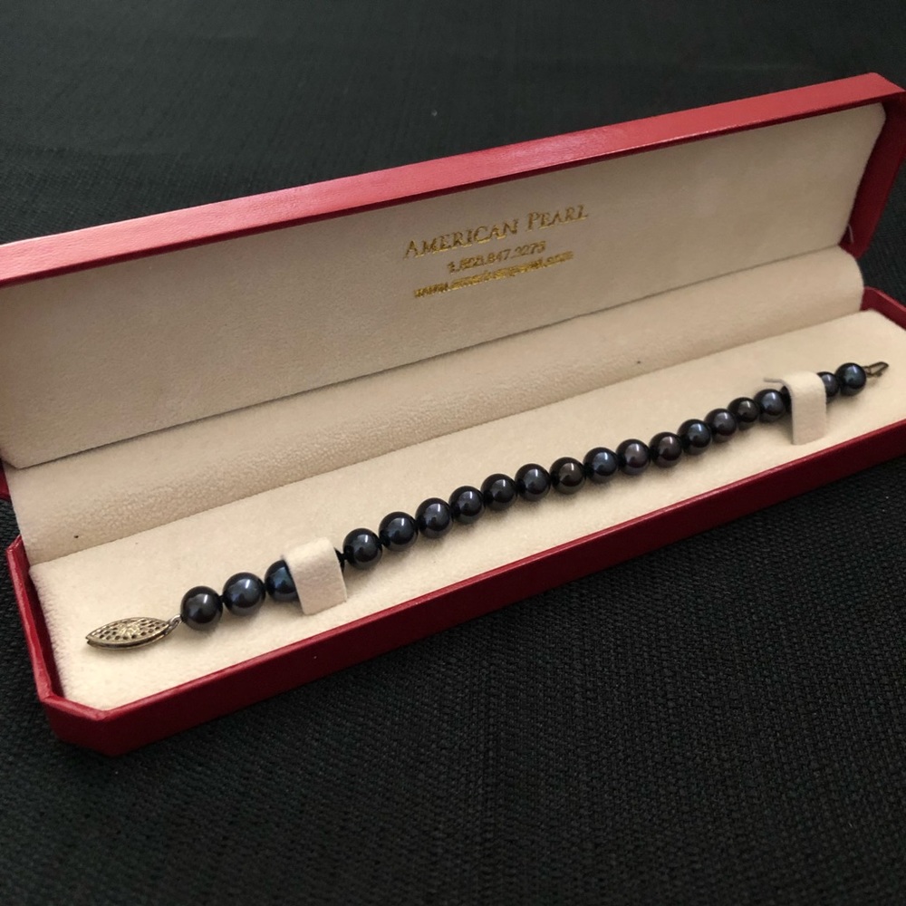 American pearl bracelet black green pearl